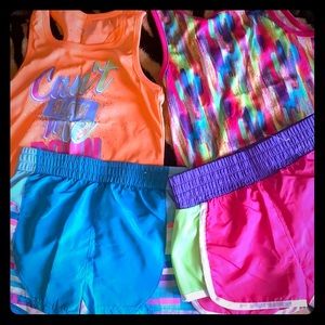 2 girls outfits size 5/6